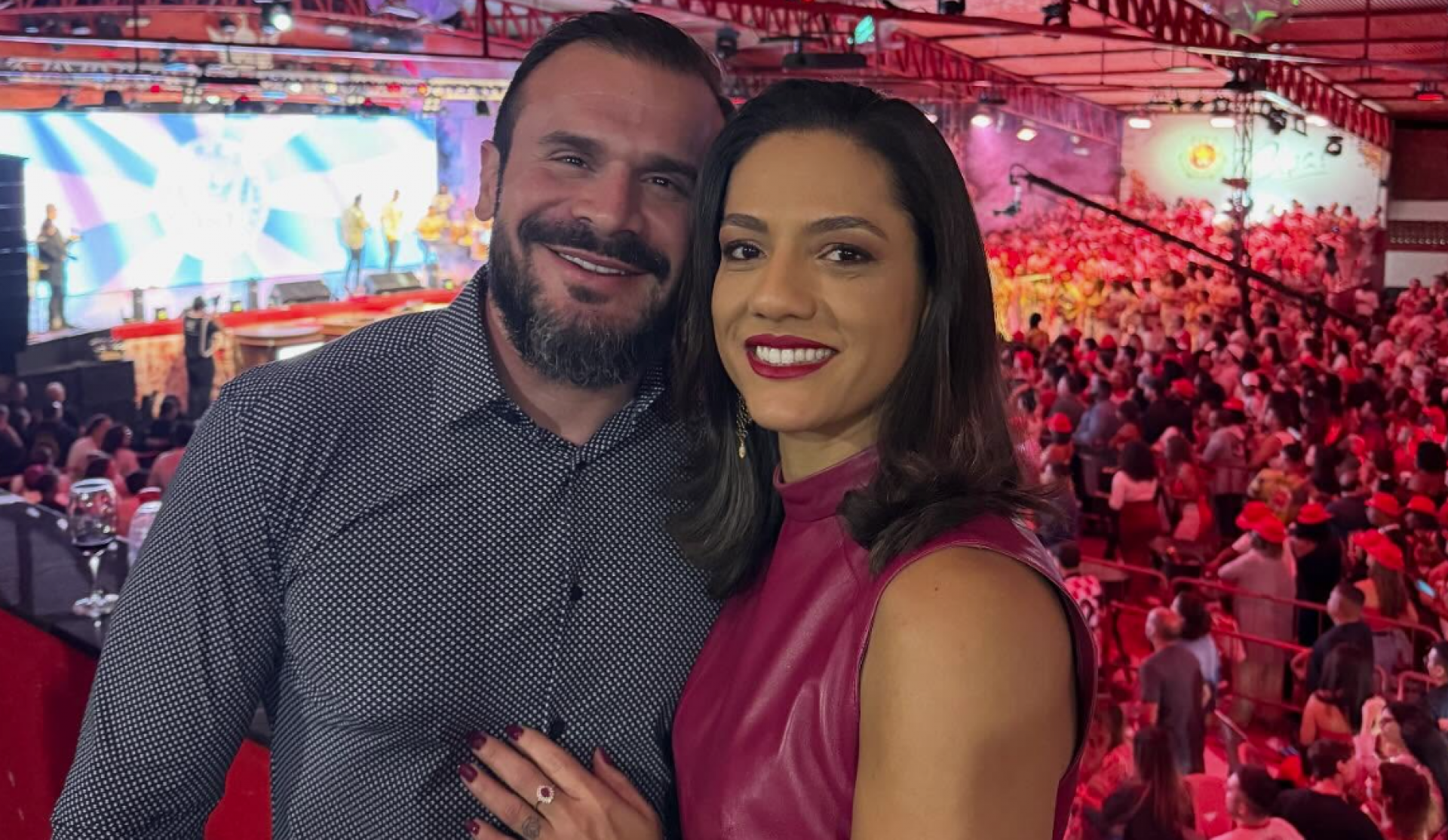 Marcelinho Calil e Marcella Alves assumem namoro em evento da Viradouro - reprodução Instagram