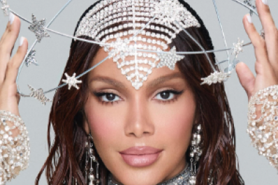 'Ensaios da Anitta': cantora divulga datas para festa pré-carnavalesca de 2026