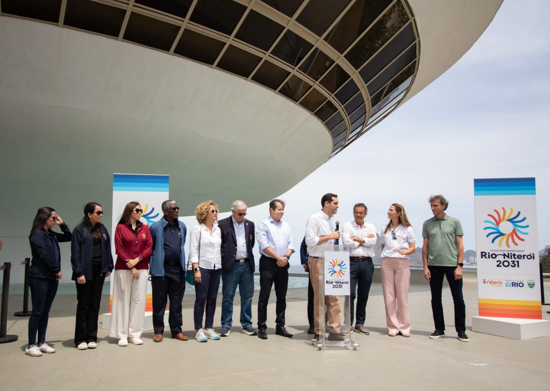 Visita da comiss&atilde;o da Panam junto com Rodrigo Neves e Eduardo Cavaliere - &Eacute;rica Martin/Ag&ecirc;ncia O Dia
