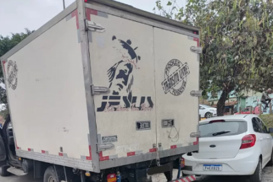 Prefeitura de Cabo Frio flagra despejo irregular de resíduos no Mercado do Peixe