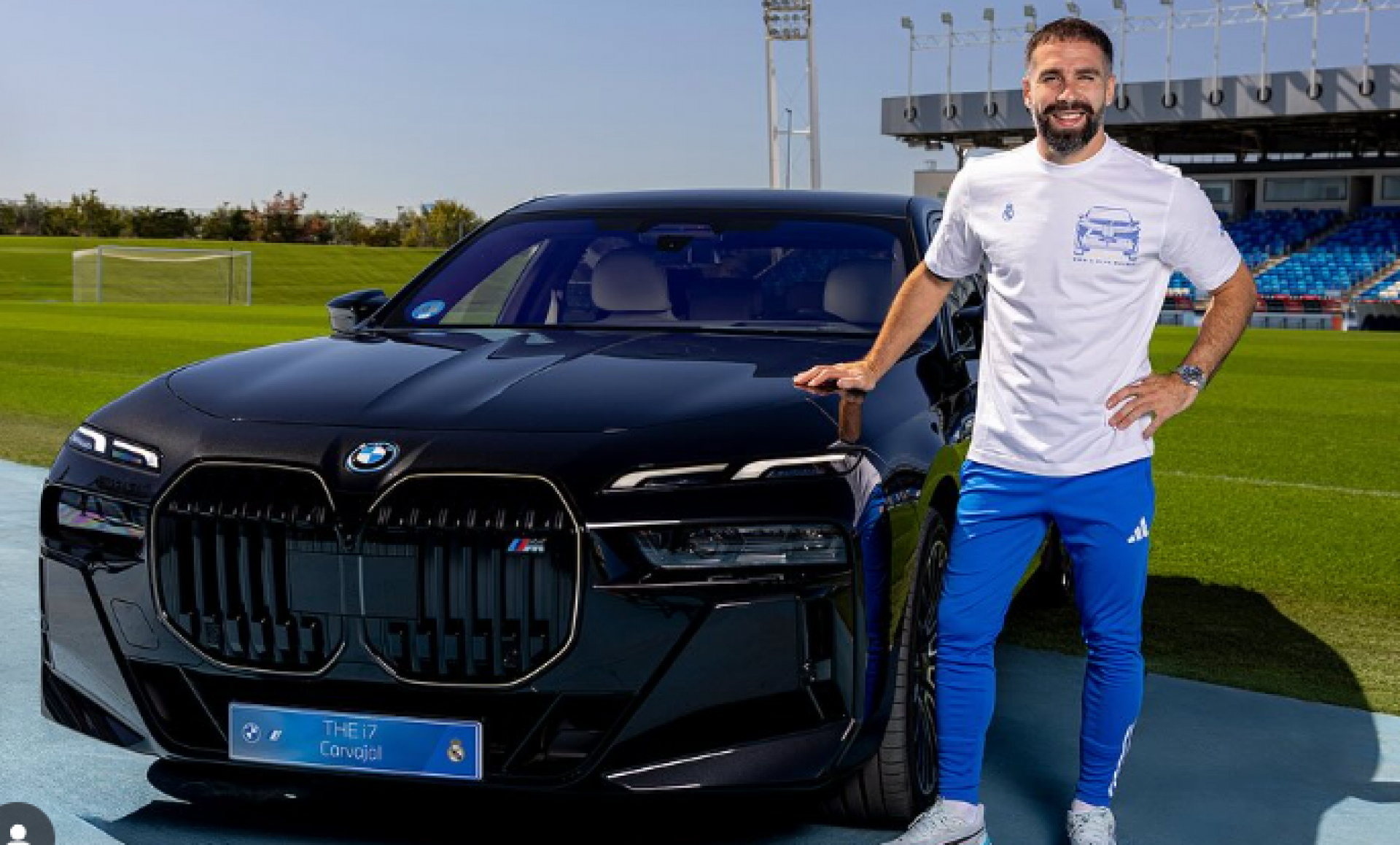 Jogadores do Real Madrid puderam escolher entre seis modelos de carros de luxo da BMW - Divulgação / Real Madrid