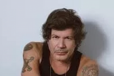 Festival MPBúzios 2025 começa nesta sexta-feira (17) com o cantor Paulo Ricardo