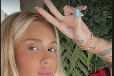 Karoline Lima surpreende ao aparecer com camisa do Flamengo 