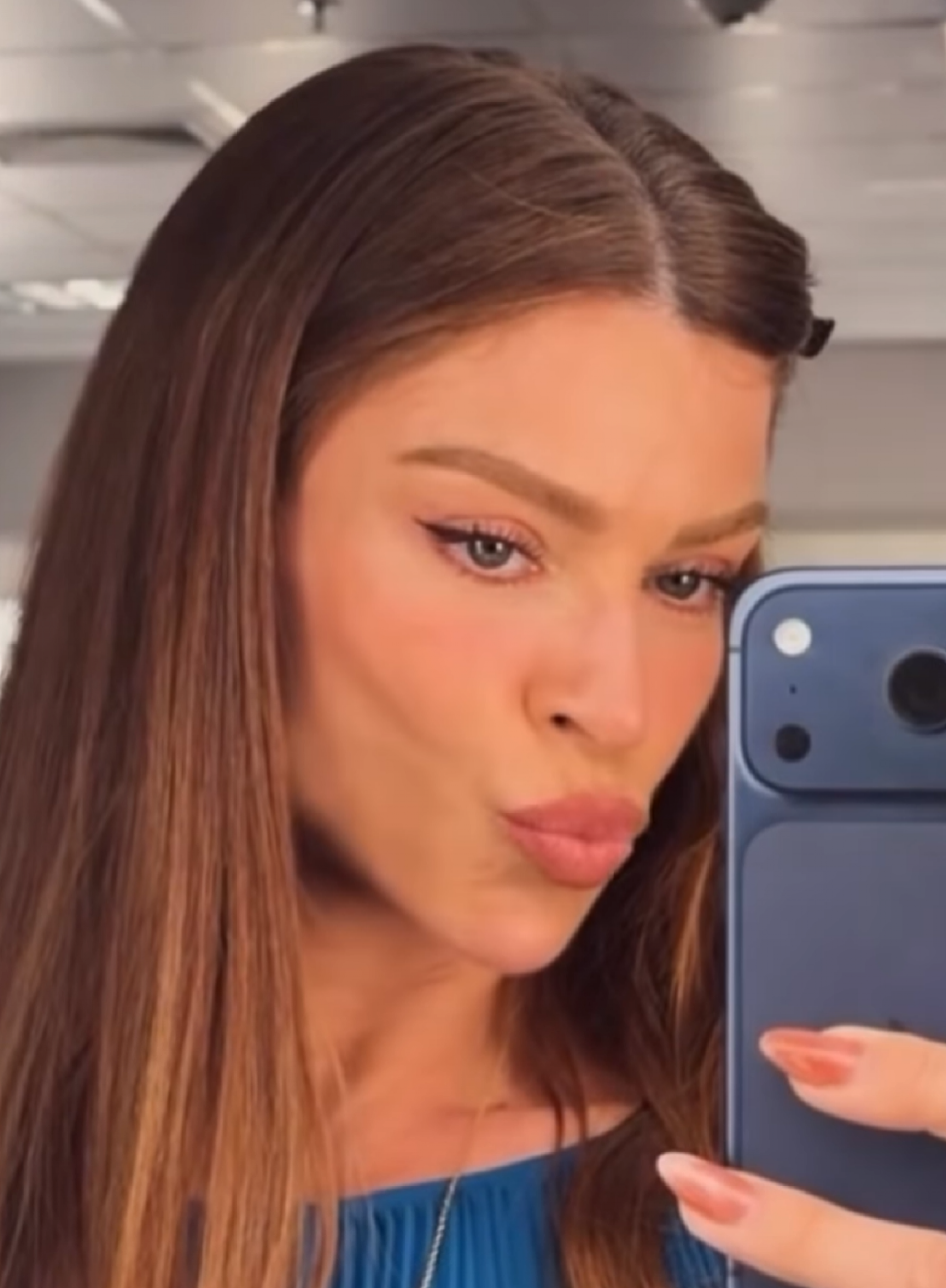 Grazi Massafera celebra estreia de Três Graças - reprodução Instagram