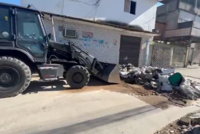 Barricadas são removidas em operação nas comunidades de Furquim Mendes e Dique