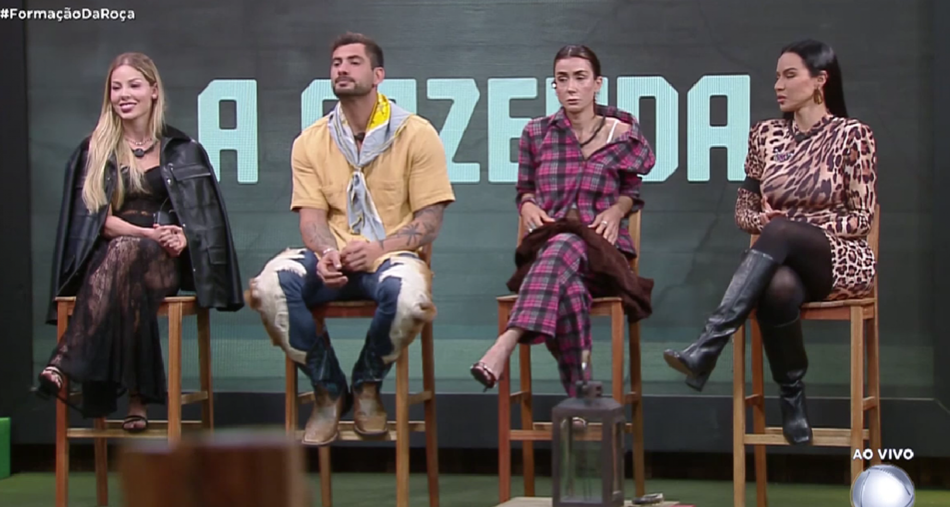 'A Fazenda '17': Saory Cardoso, Nizam Hayek, Michelle Barros e Tàmires Assîs estão na roça - Reprodução de vídeo