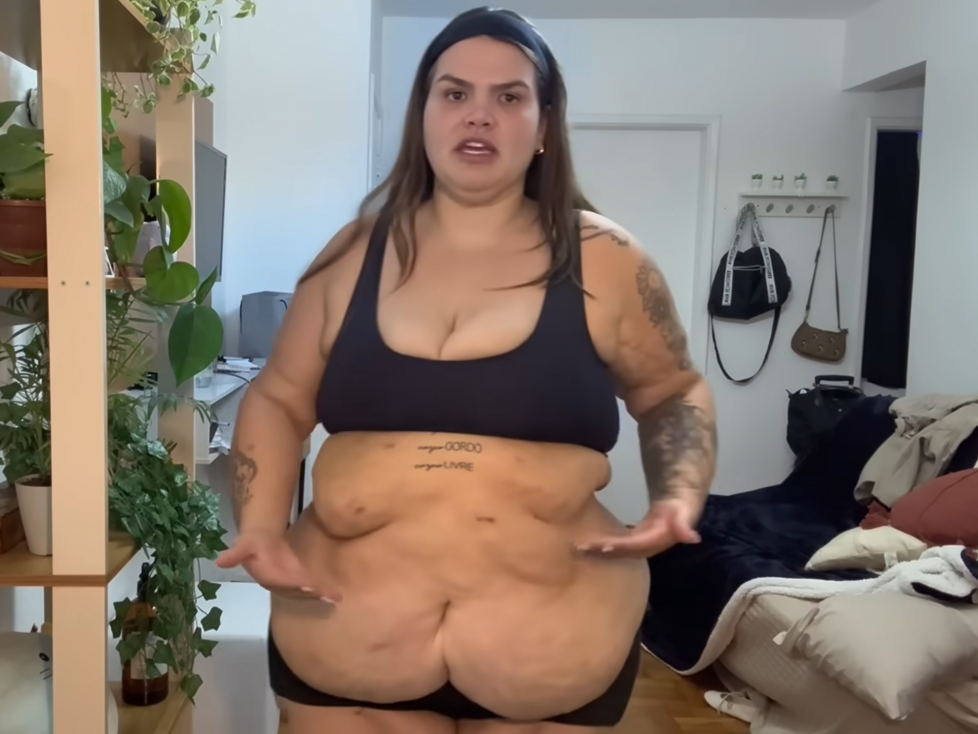 Thais Carla mostra mudanças no corpo após perder 75 kg - Reprodução Youtube