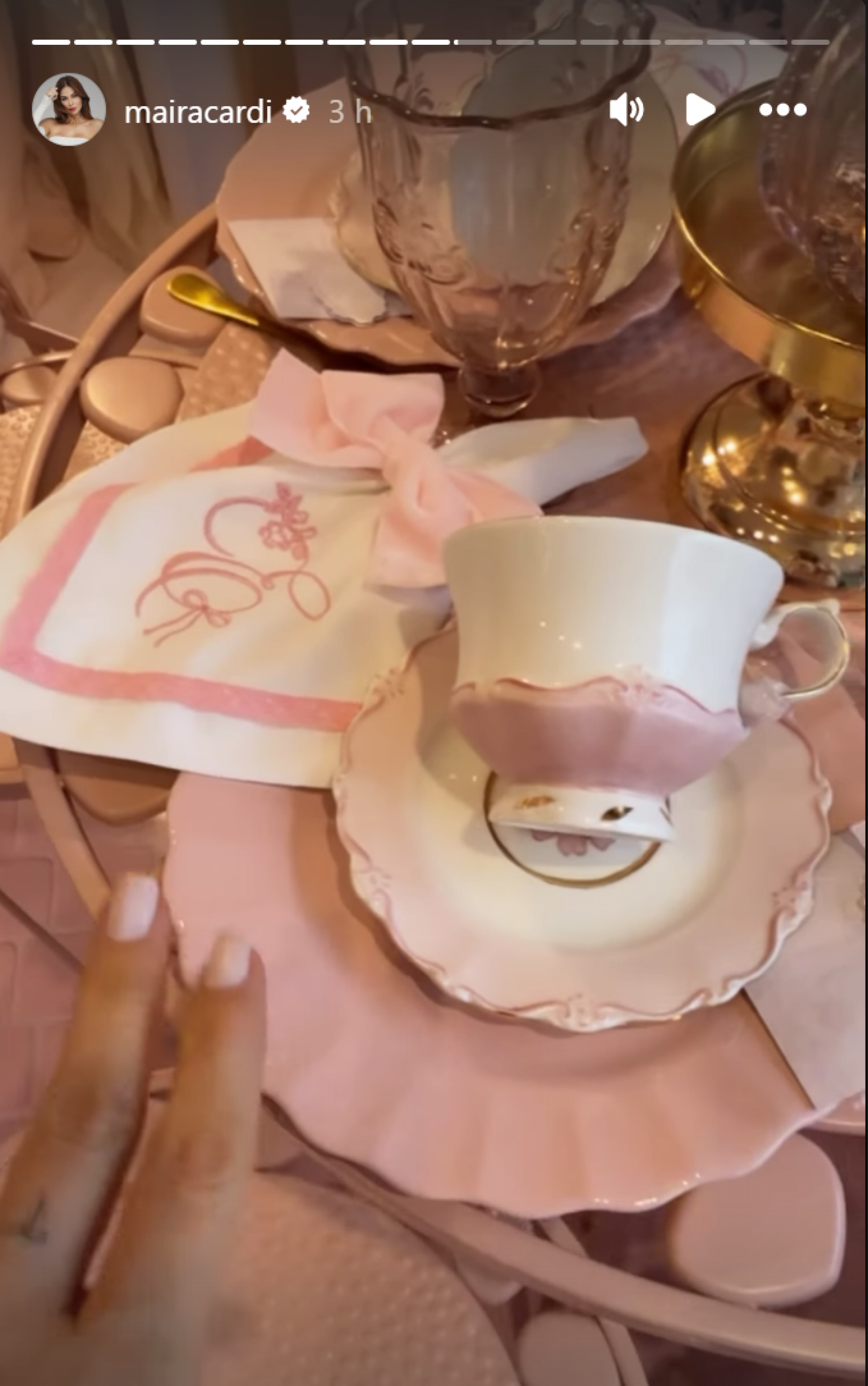 Maíra Cardi mostra luxo em quarto da maternidade - reprodução Instagram