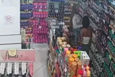 Dupla é flagrada furtando cerca de R$ 1 mil em produtos de farmácia em Cabo Frio