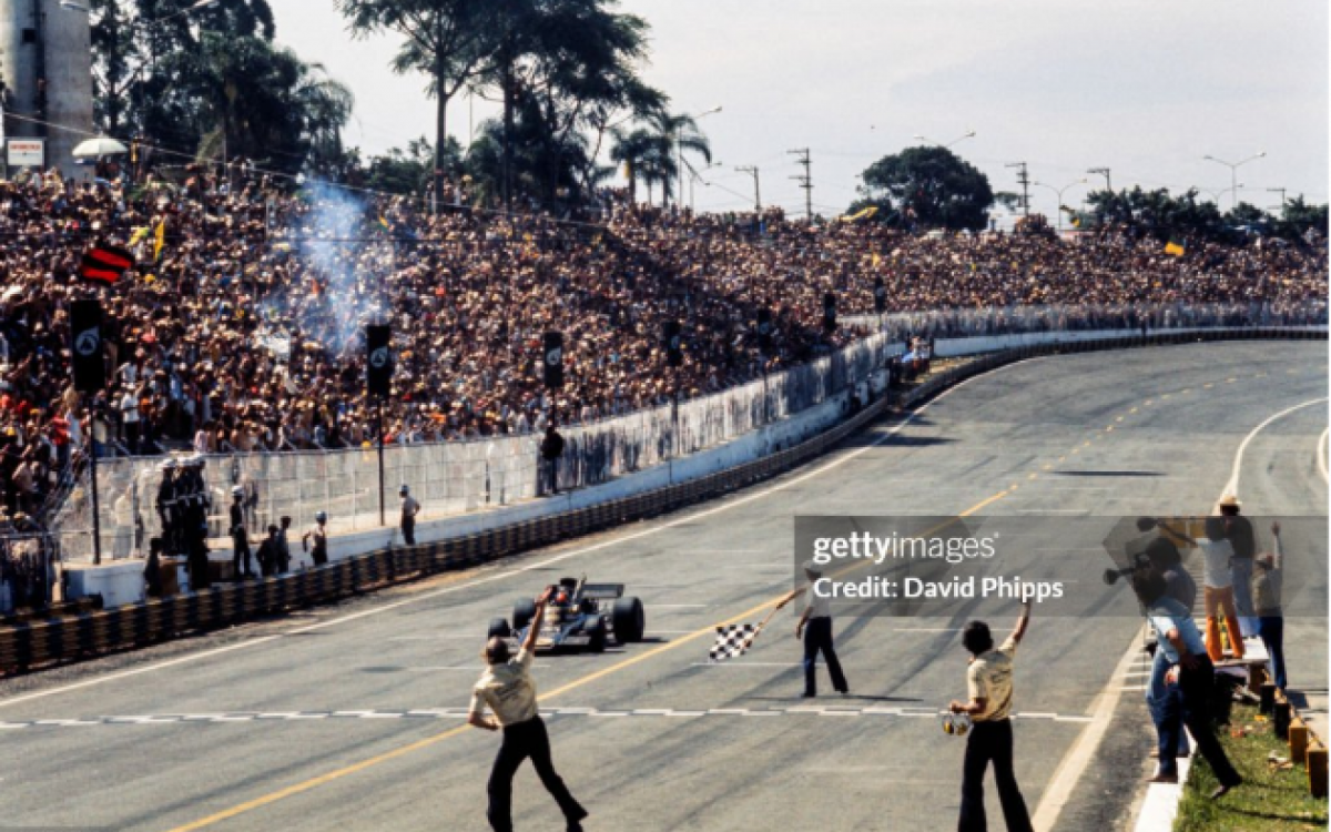 Emerson Fittipaldi vence a primeira corrida do Gp Braisl, em Interlagos, em 1973

