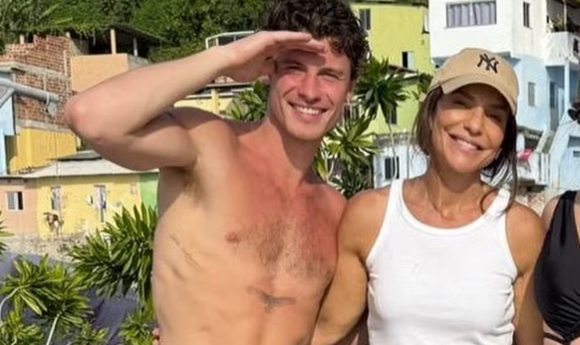 Shawn Mendes posa com Ivete Sangalo durante viagem a Salvador - reprodução Instagram