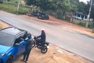 Motorista é alvo de criminosos armados na Estrada de São Jacinto, em Cabo Frio