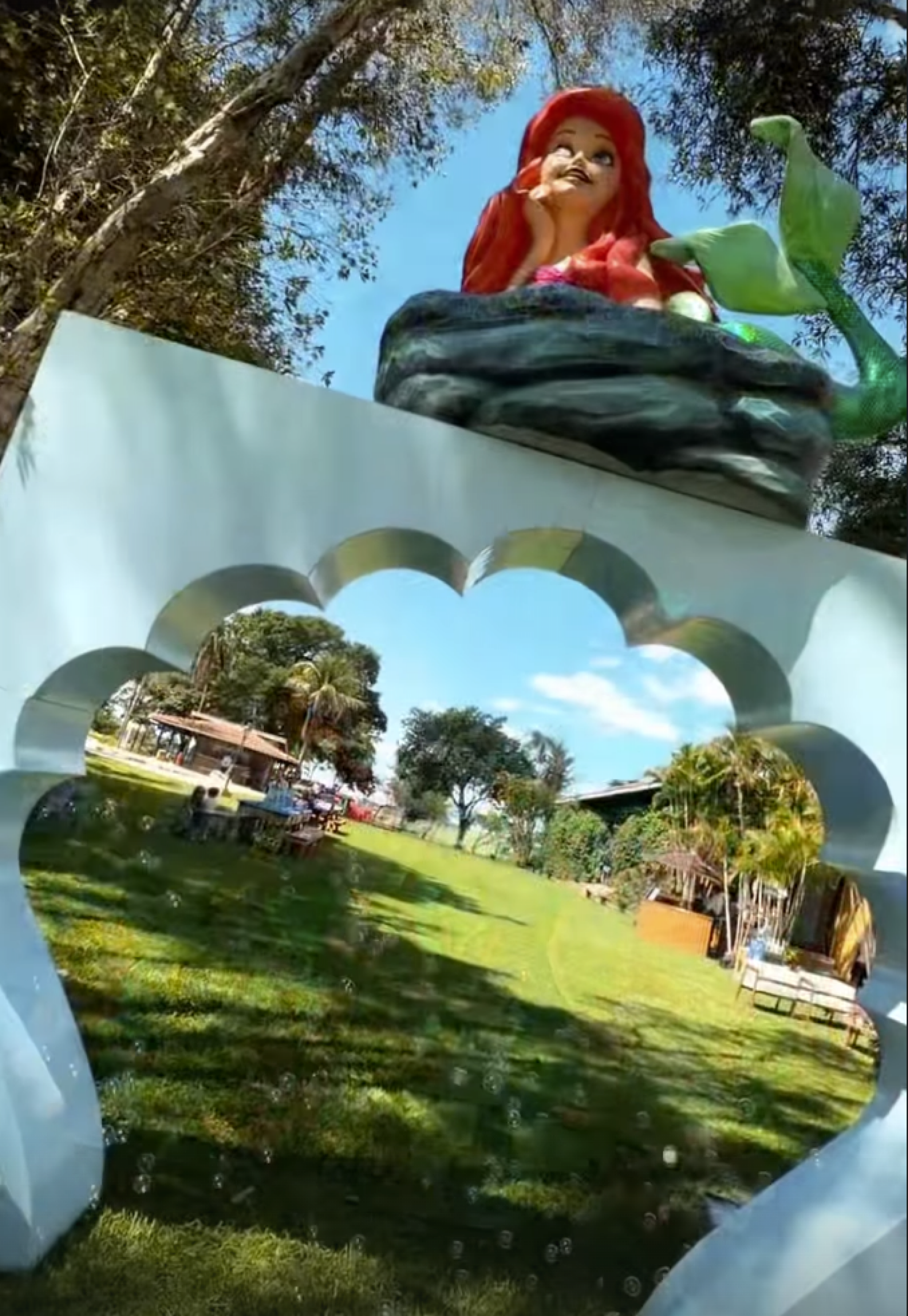 Sorocaba e Biah Rodrigues comemoram aniversário da filha com festa  inspirada em A Pequena Sereia - reprodução Instagram