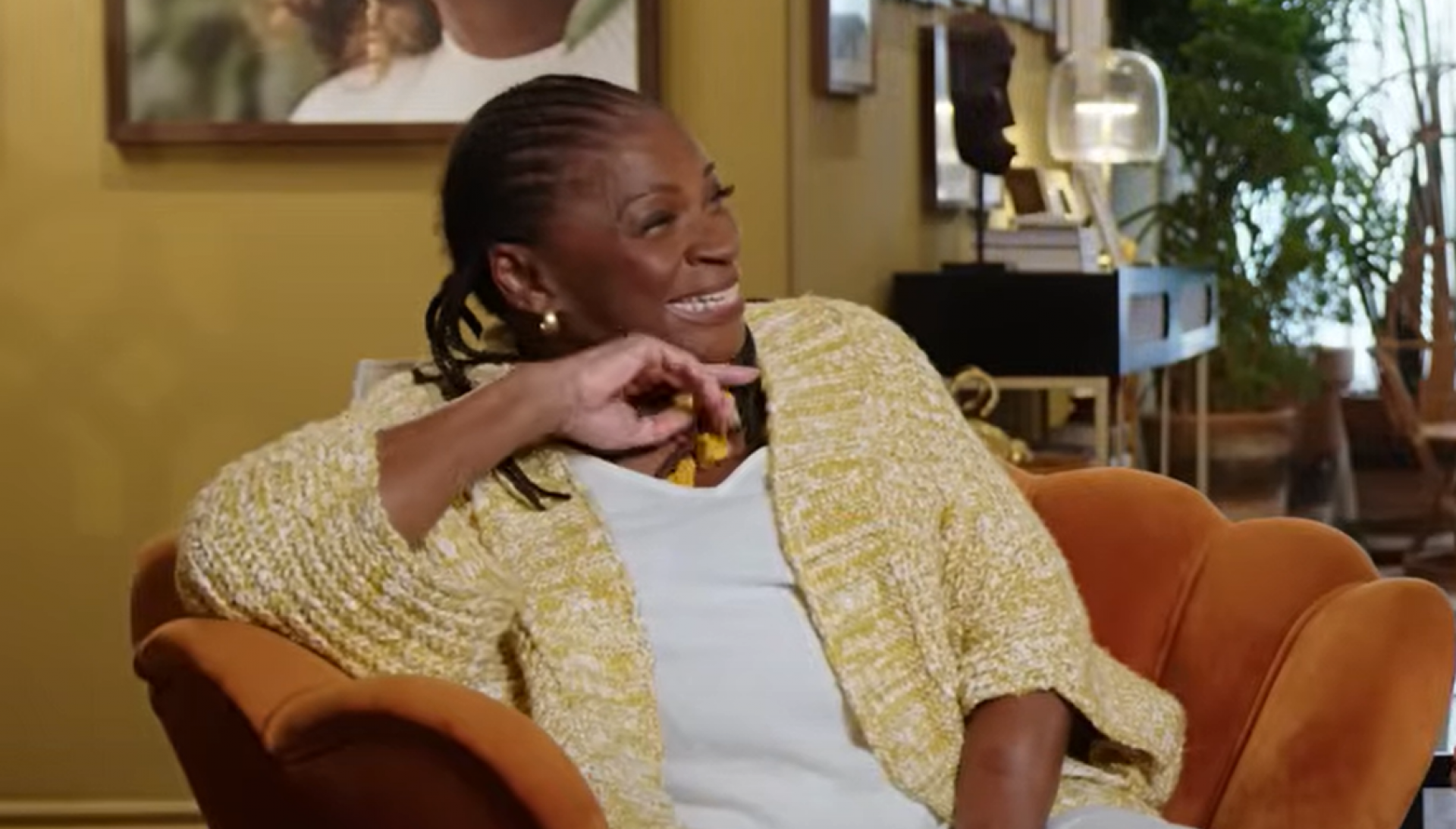 Zezé Motta relembra ensaios nus e fala sobre liberdade com o corpo - reprodução