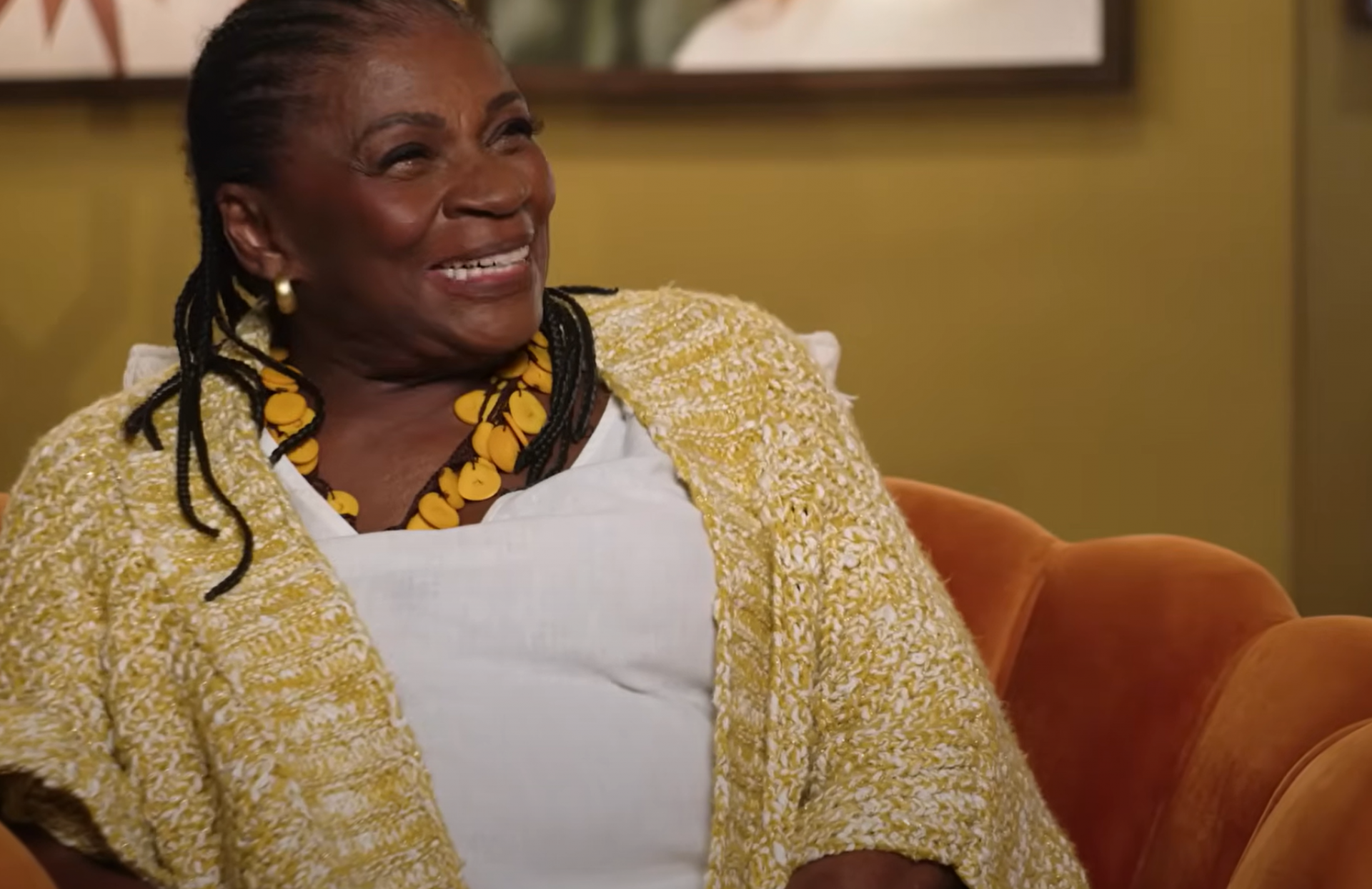 Zezé Motta relembra ensaios nus e fala sobre liberdade com o corpo - reprodução