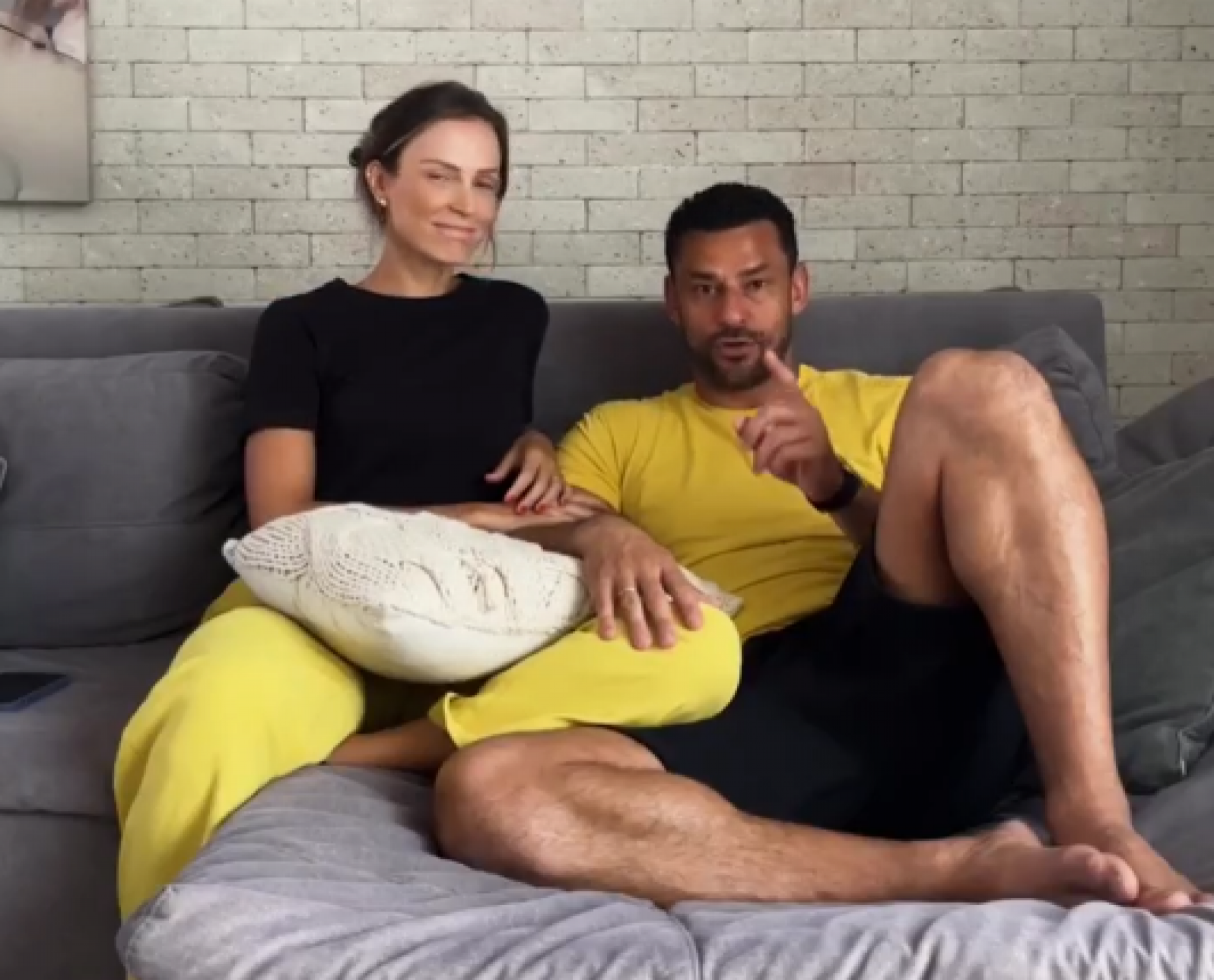 Fred emociona fãs ao admitir falhas e declarar amor à mulher em aniversário - reprodução Instagram