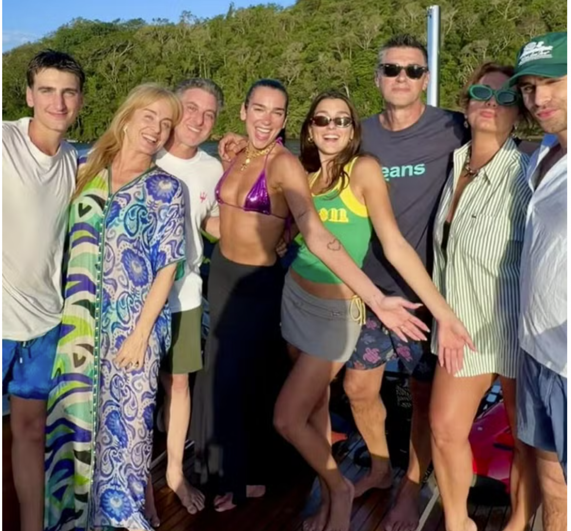 Luciano Huck e Angélica recebem Dua Lipa e família em mansão - reprodução Instagram