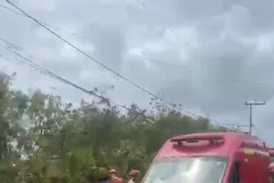 Motociclista fica ferido após acidente na Estrada do Guriri, em Cabo Frio