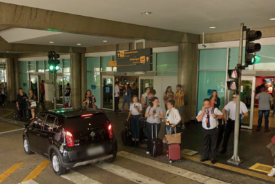 Pipas na pista fecham Aeroporto de Congonhas e fazem avião arremeter