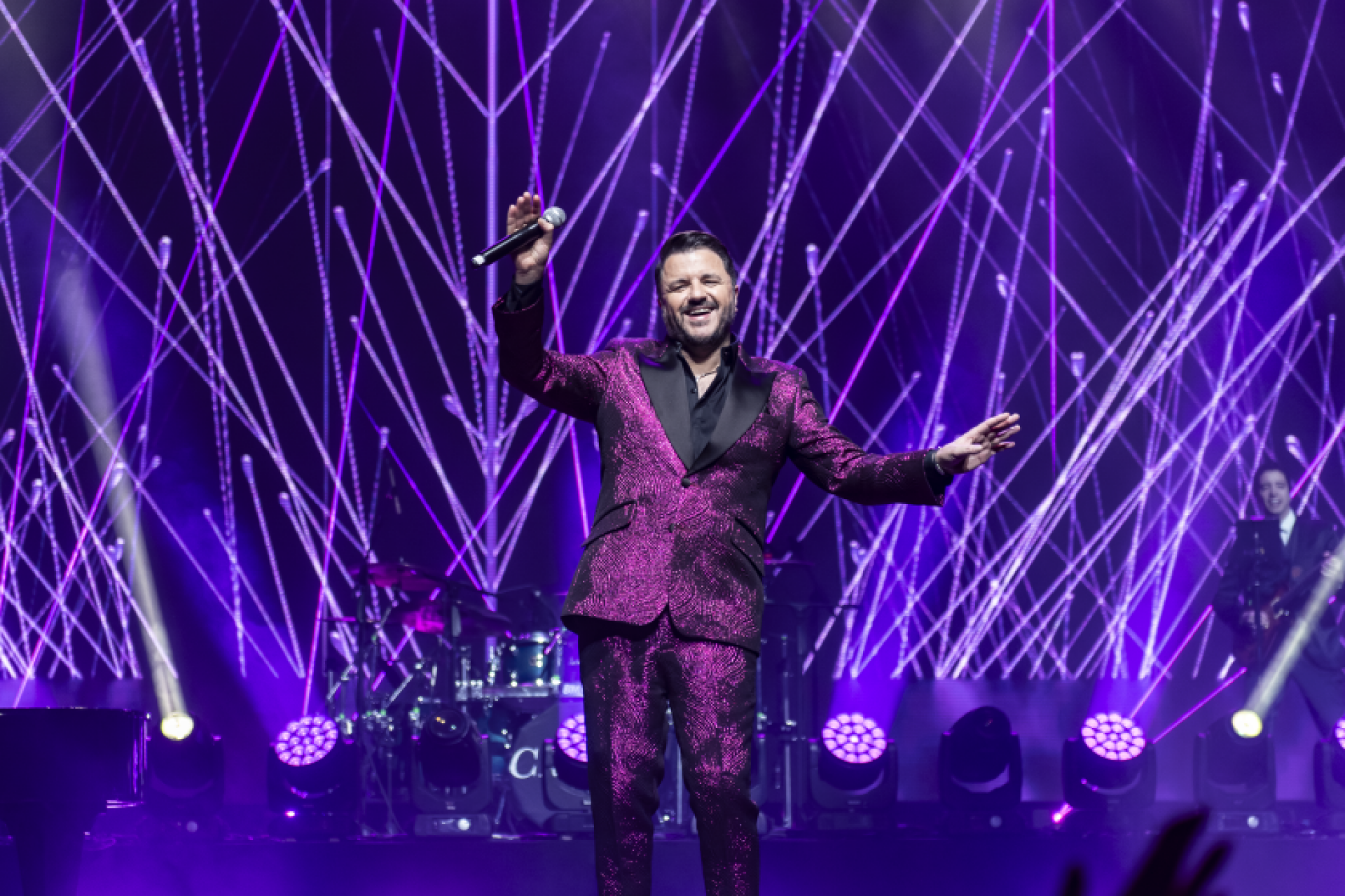 Maurício Manieri apresenta show especial de fim de ano no Rio - Divulgação