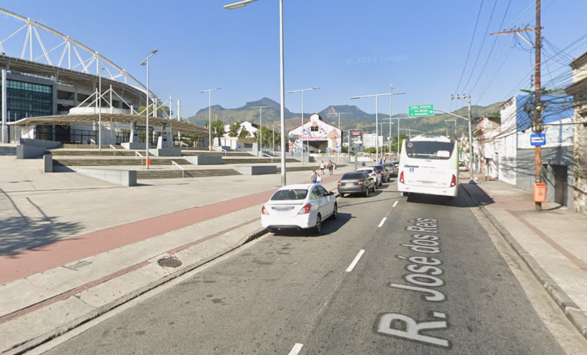 Crime aconteceu na Rua José dos Reis, no entorno do Estádio Nilton Santos - Reprodução / Google Street View