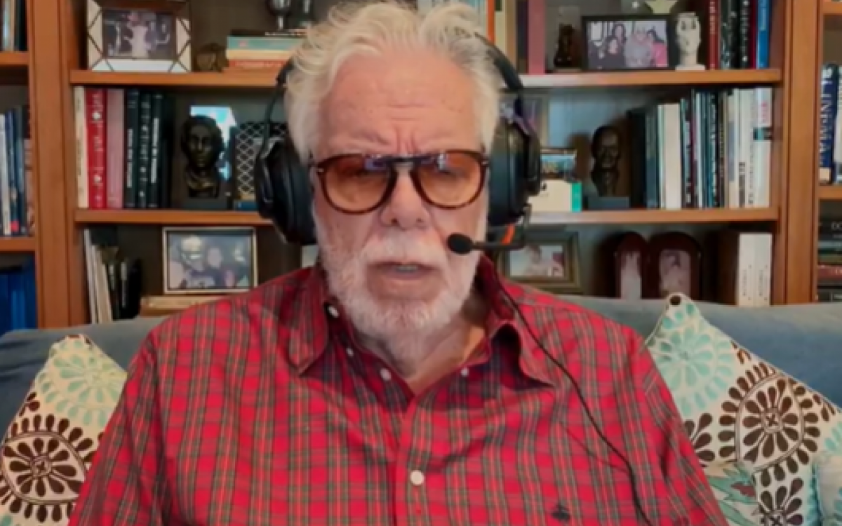 Nos últimos anos, o autor enfrentava complicações decorrentes do Parkinson, diagnosticada em 2019