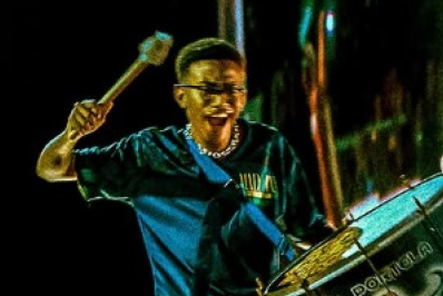 Polícia investiga agressão de motorista de app contra ritmista da Portela