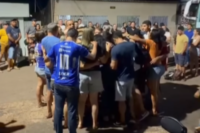 Após acidente com morte, jogadores têm encontro emocionante com familiares; veja o vídeo