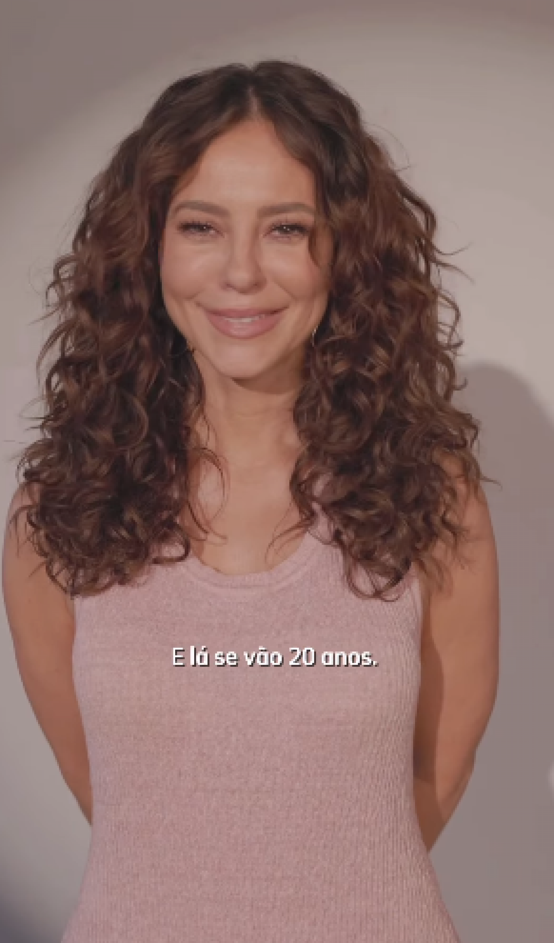 Paolla Oliveira comemora 20 anos de carreira ao resgatar trabalhos antigos - Reprodução de vídeo / Instagram