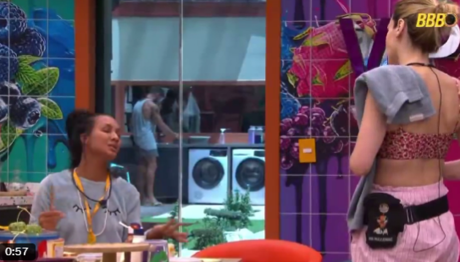 Ana Paula Renault provoca Maxiane após retornar do Paredão do 'BBB 26', da TV Globo - Reprodução de vídeo / X