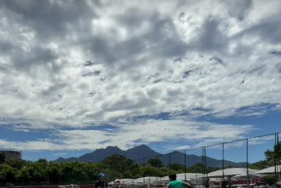 Germán Cano treina pela primeira vez com bola após cirurgia no joelho