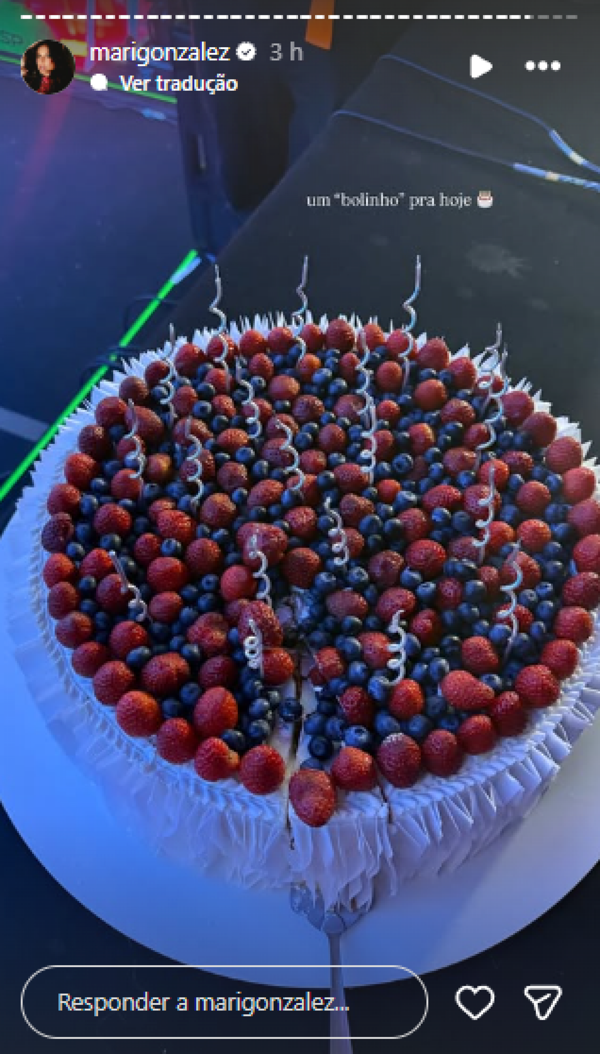 Mari Gonzalez mostra bolo de aniversário - Reprodução / Instagram