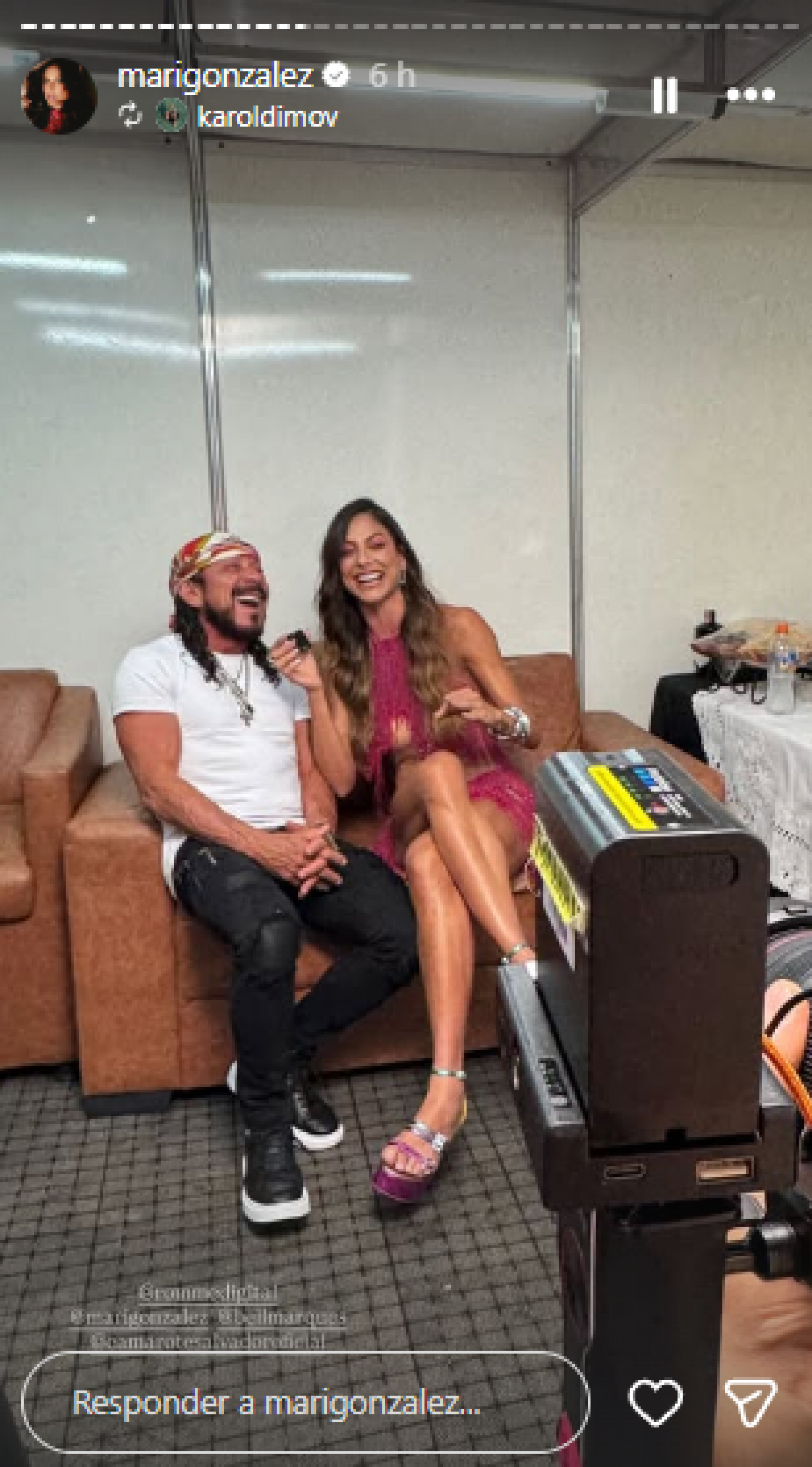 Bell Marques e a nora, Mari Gonzalez, nos bastidores de show em Salvador - Reprodução / Instagram