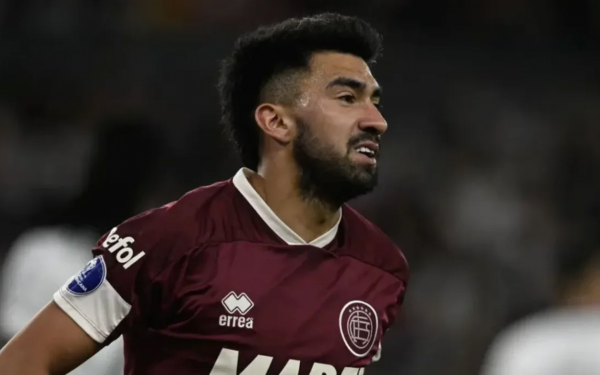 Marcelino Moreno é jogador do Lanús