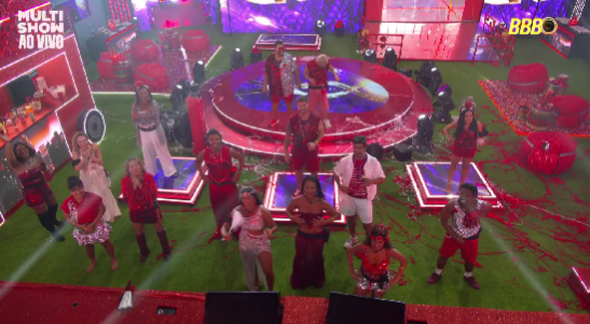 Participantes aproveita show de Léo Santana na festa do 'BBB 26', da TV Globo - Reprodução de vídeo / X