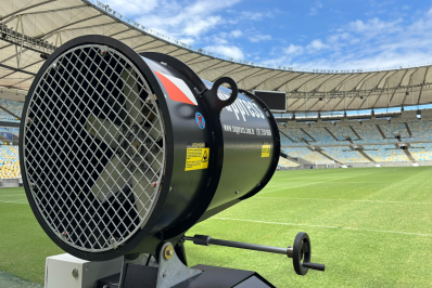 Maracanã investe em novos aparelhos para cuidar do gramado
