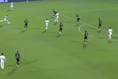 Ex-Vasco, Leandrinho anota golaço com a camisa do Al Sharjah; veja