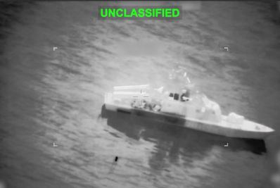 Exército dos EUA confirma destruição de 16 navios minadores do Irã no Estreito de Ormuz