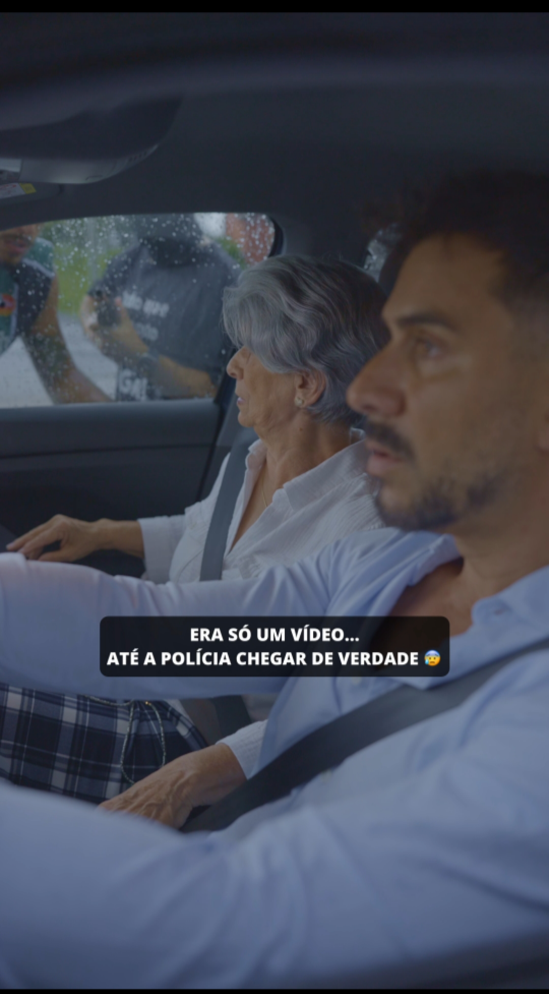 Julio Rocha grava cena de assalto com a mãe e situação acaba em abordagem policial: 'Foi por pouco' - Divulgação