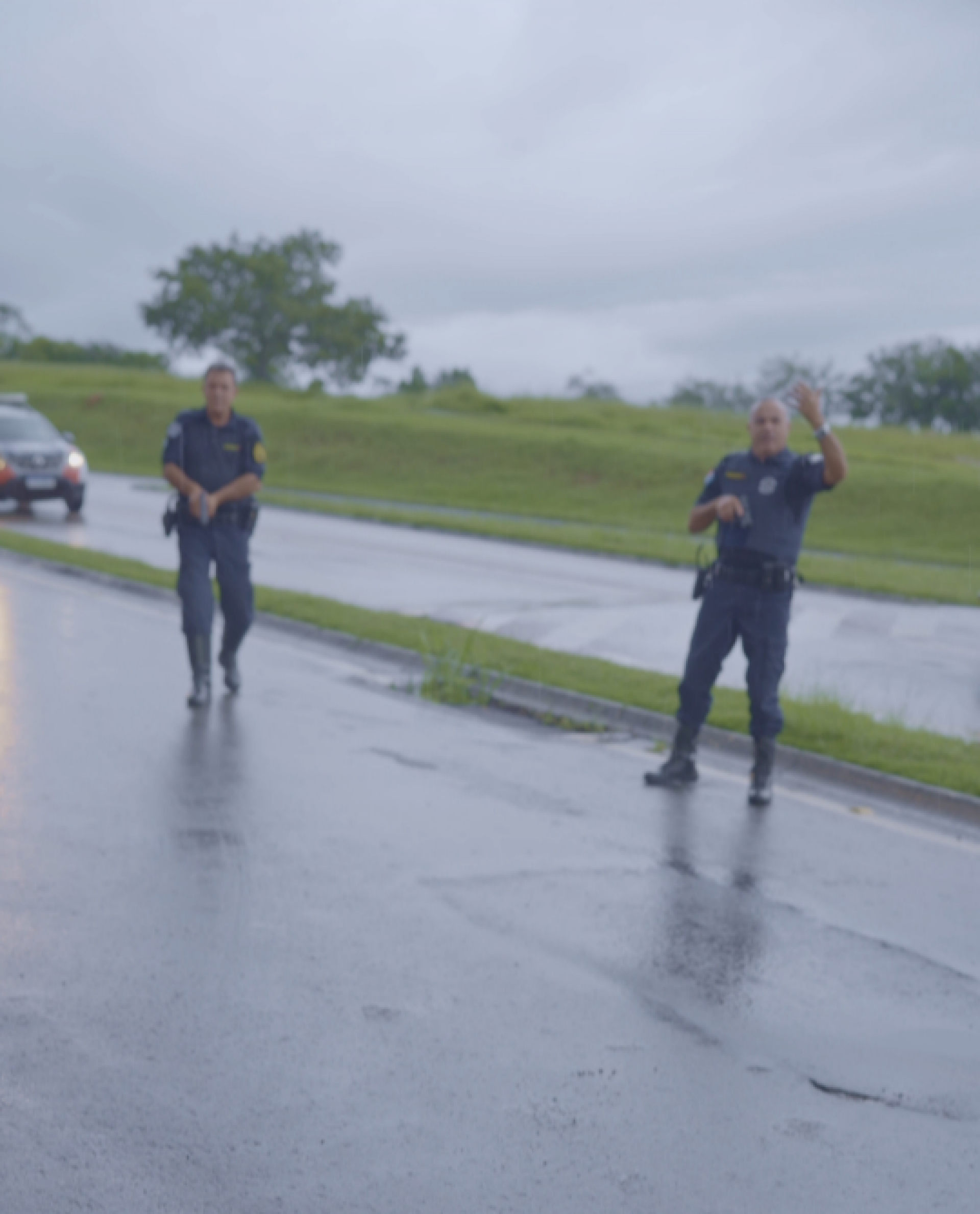 Julio Rocha grava cena de assalto com a mãe e situação acaba em abordagem policial: 'Foi por pouco' - Divulgação