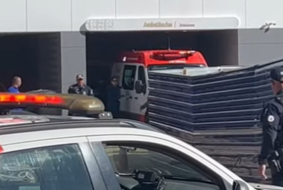 Bolsonaro é diagnosticado com broncopneumonia