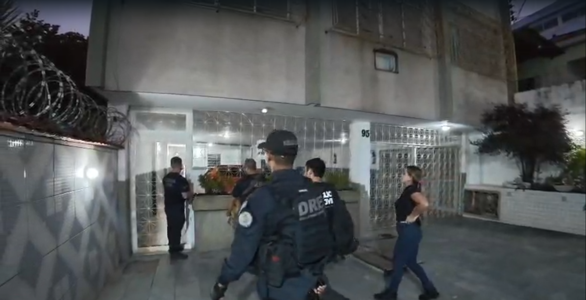 Agentes cumprem mandados de busca e apreensão nas zonas Norte, Oeste, Centro e na Baixada - Reprodução