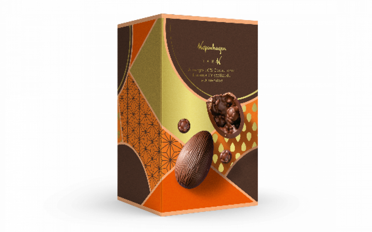 Ovo Amargo com Laranja Cristalizadas e Amêndoas  - Divulgação/  Kopenhagen