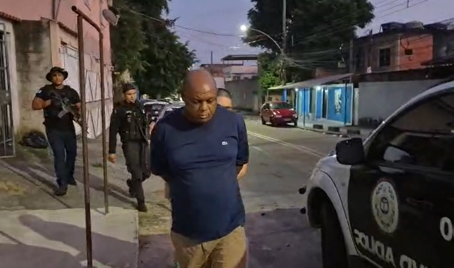 Miliciano investigado pela morte de Marielle Franco é preso na Baixada