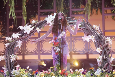 Anitta lança novo álbum 'Equilibrium'