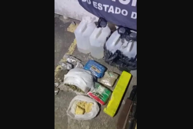 Drogas são apreendidas na Prainha, em Arraial do Cabo