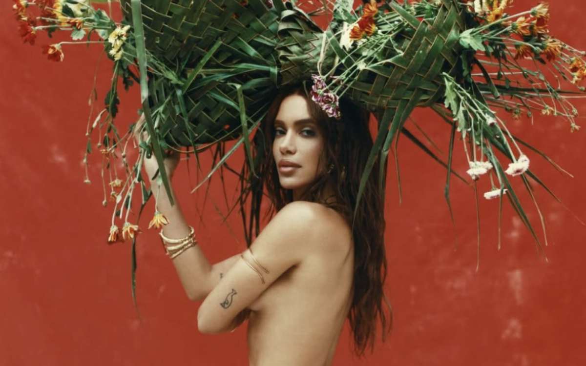 Anitta ser&aacute; uma das atra&ccedil;&otilde;es de abertura da Copa 2026