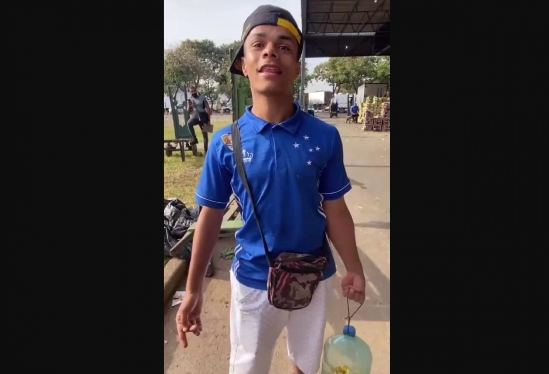 Turista de 26 anos segue desaparecido após entrar no mar em Cabo Frio