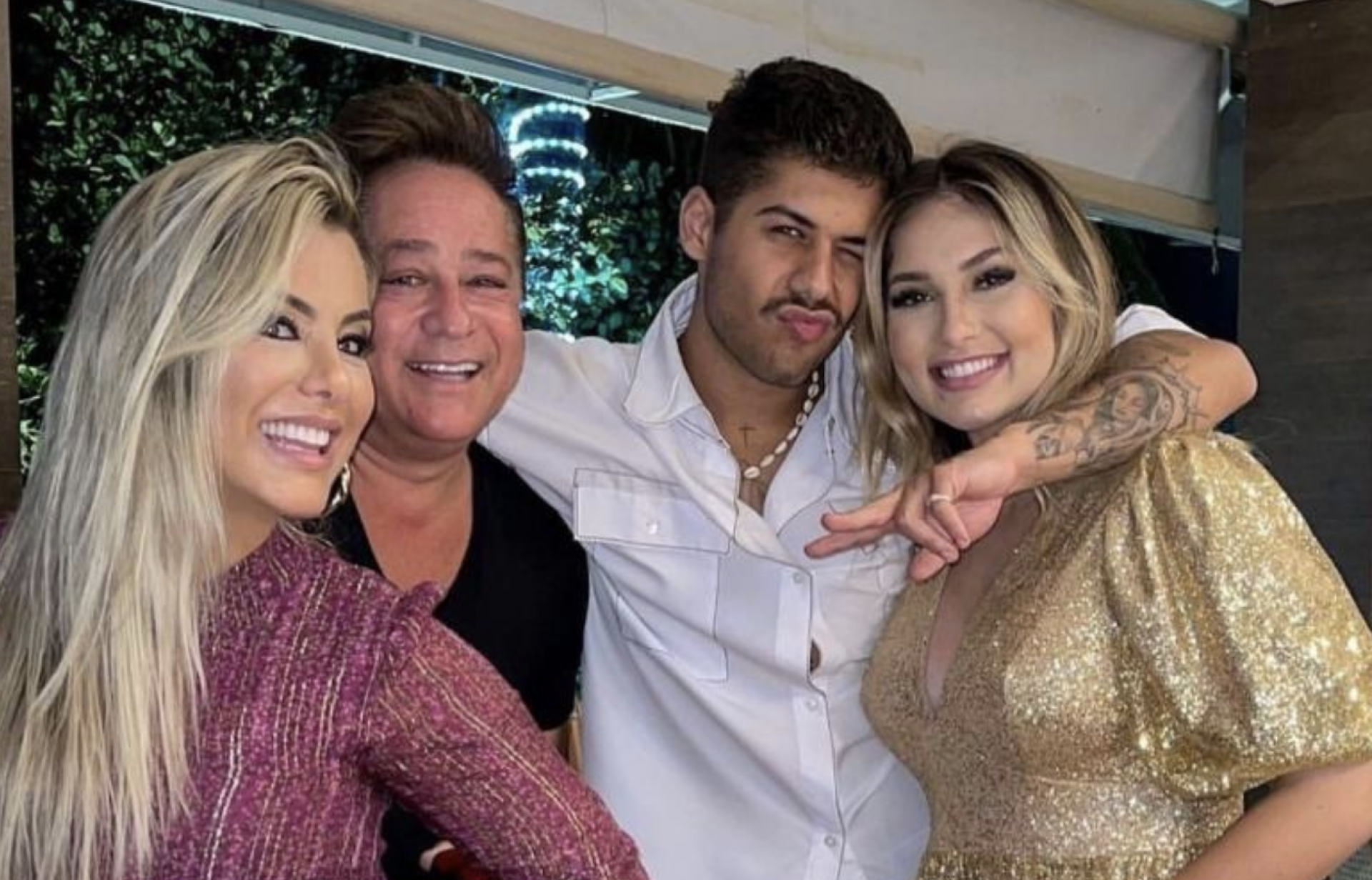 Mãe de Zé Felipe sai em defesa de Virginia e netos