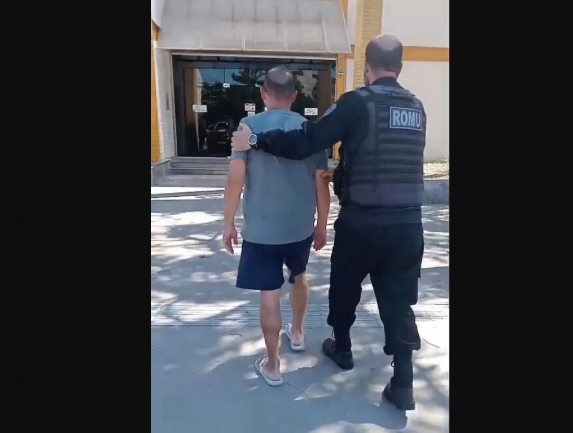 Motorista é preso por embriaguez ao volante na Praia do Forte, em Cabo Frio